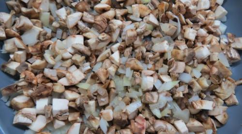 Фаршированные кальмары с грибами. Кальмары, фаршированные грибами и яйцом 01