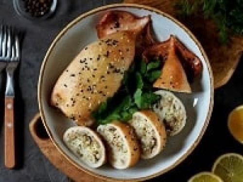Кальмары фаршированные сыром и чесноком в духовке. Фаршированные кальмары, запеченные в духовке — самые вкусные рецепты