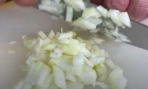 Кальмары фаршированные сыром и чесноком в духовке. Фаршированные кальмары, запеченные в духовке — самые вкусные рецепты