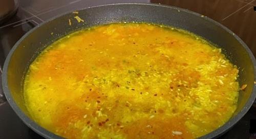 Кальмары фаршированные сыром и чесноком в духовке. Фаршированные кальмары, запеченные в духовке — самые вкусные рецепты