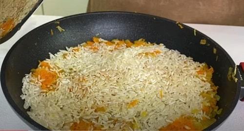 Кальмары фаршированные сыром и чесноком в духовке. Фаршированные кальмары, запеченные в духовке — самые вкусные рецепты