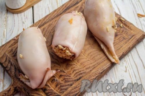 Кальмары фаршированные грибами и сыром в духовке. Кальмары, фаршированные в испанском стиле 21