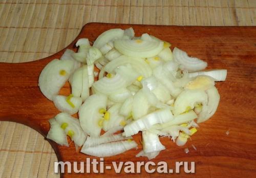 Тушеные пельмени с луком. Пельмени, тушеные с овощами в сметане 01