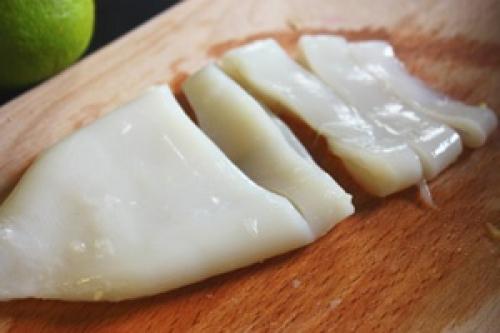 Кальмары под сыром запеченные в духовке. Запеченные кальмары с сыром