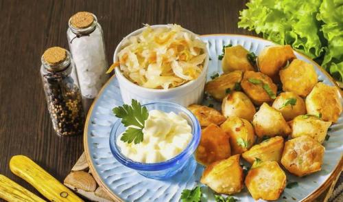 Жареные пельмени с майонезом и сыром рецепт.. Жареные пельмени – 10 пошаговых рецептов на сковороде