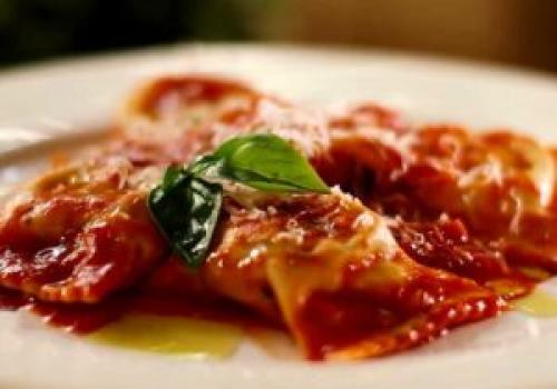 Пельмени в подливе. Соусы к пельменям, простые рецепты в домашних условиях