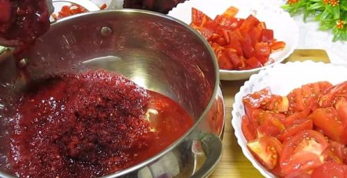 Что такое Аджика из свеклы на зиму. Аджика из свеклы на зиму — 5 рецептов пальчики оближешь