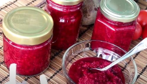 Что такое Аджика из свеклы на зиму. Аджика из свеклы на зиму — 5 рецептов пальчики оближешь