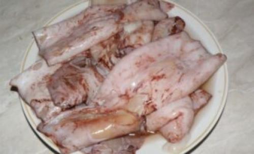 Фаршированный кальмар с грибами. Кальмары фаршированные грибами