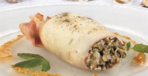 Фаршированный кальмар с грибами. Кальмары фаршированные грибами