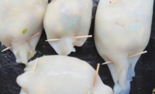 Фаршированные кальмары с грибами и сыром в духовке. Фаршированные кальмары – 10 простых и вкусных рецептов