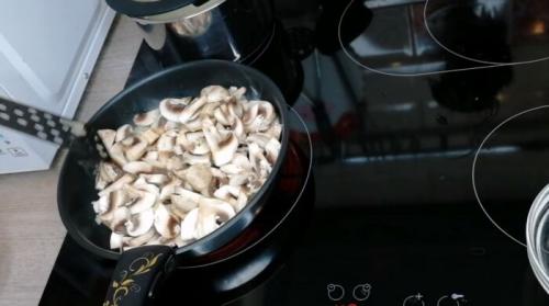 Вкусные рецепты кальмаров в духовке с сыром. Фаршированный кальмар в духовке – 8 простых и вкусных рецептов