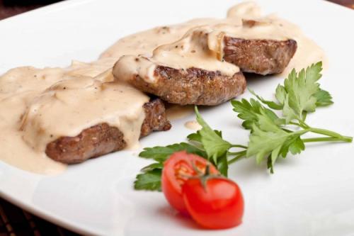 Какие соусы можно использовать в качестве подливы. 20 соусов к мясу, которые разнообразят привычный рацион