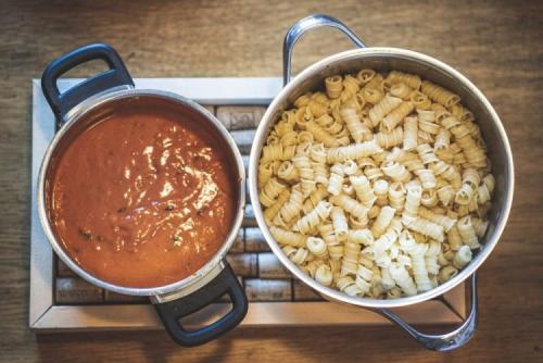 Как выбрать подходящую подливу для конкретного гарнира. 15 лучших рецептов подливок к любому гарниру