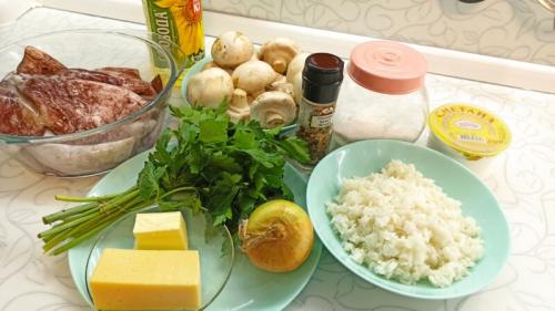 Фаршированные кальмары с грибами и рисом: вкусный рецепт с сыром