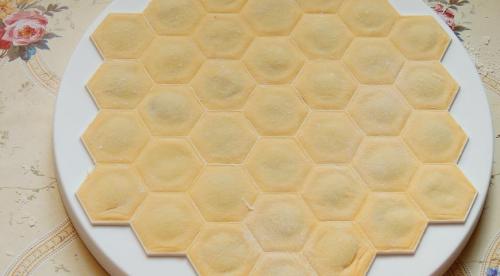 Жареные пельмени в соусе. Жареные пельмени в сметанном соусе 19