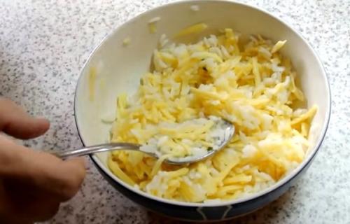 Какие ингредиенты нужны для приготовления калмаров сыром в духовке