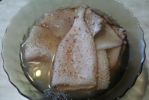 Как сделать блюда с кальмарами в духовке более ароматными