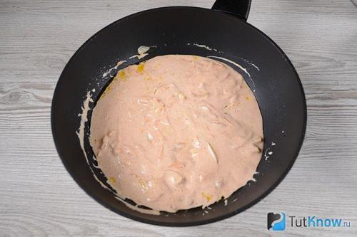 Пельмени в томатно-сметанном соусе. Ленивые пельмени в томатно-сметанной подливке на сковороде 11 Пельмени в томатно-сметанном соусе. Ленивые пельмени в томатно-сметанной подливке на сковороде 11