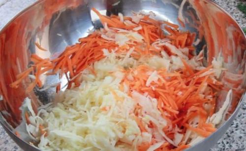 Шаурма со свининой и солеными огурцами. Шаурма в домашних условиях — 7 рецептов вкусной шавермы