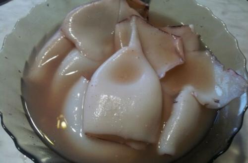 Что можно использовать в качестве начинки для кальмаров в духовке. Фаршированные кальмары — самые вкусные рецепты приготовления