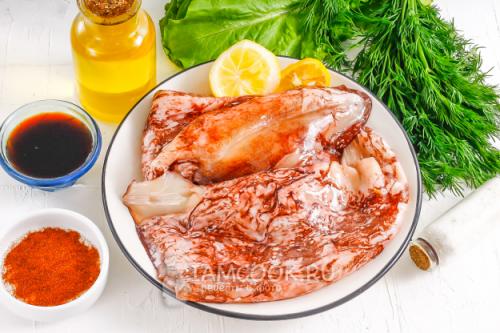 Потрясающие рецепты с кальмарами: 5 способов приготовить вкусные блюда 13 Потрясающие рецепты с кальмарами: 5 способов приготовить вкусные блюда 13