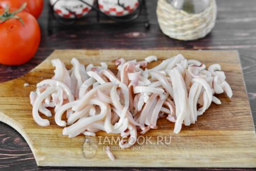 Вкусный рецепт: Кальмары запеченные с сыром и помидорами в духовке 03