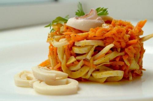 5. Кальмары в панировке с соусом