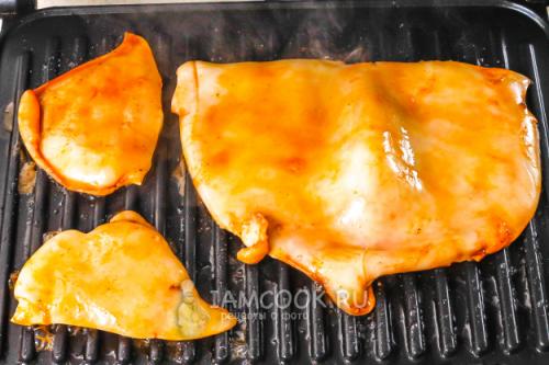 Потрясающие рецепты с кальмарами: 5 способов приготовить вкусные блюда 16 Потрясающие рецепты с кальмарами: 5 способов приготовить вкусные блюда 16
