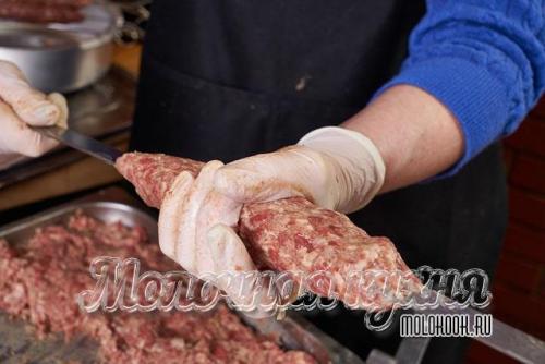 Как заворачивать кебаб. Как правильно готовить настоящий люля-кебаб на мангале