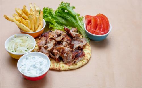 Разница между кебабом и шаурмой. Чем отличается шаурма от шавермы 04 Разница между кебабом и шаурмой. Чем отличается шаурма от шавермы 04