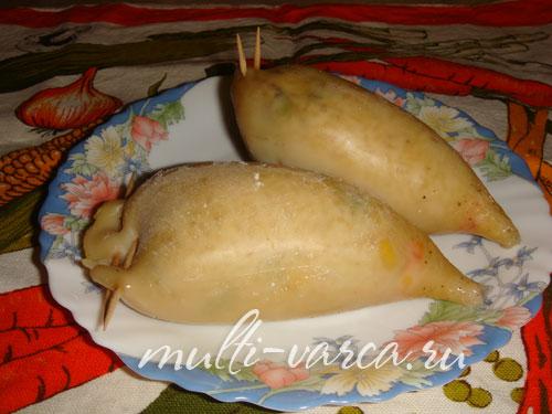 Морской вкус на столе: 15 лучших рецептов фаршированных кальмаров 12 Морской вкус на столе: 15 лучших рецептов фаршированных кальмаров 12