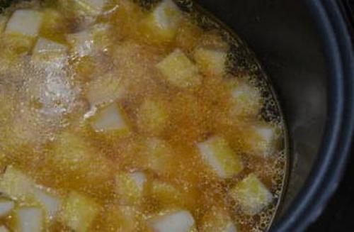 Тушеная говядина с картошкой и овощами в мультиварке. Рецепт тушеной картошки с мясом в мультиварке Поларис