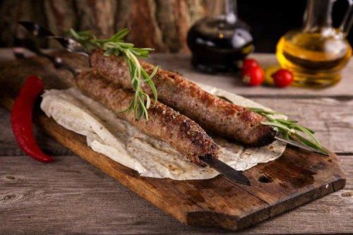 Люля-кебаб на шпажках на мангале. 10 вкуснейших рецептов люля-кебаб на мангале