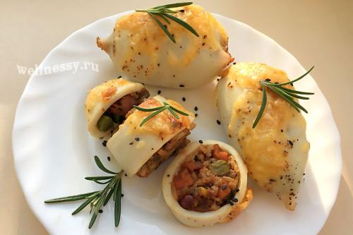 Как долго готовиться кальмары фаршированные рисом и грибами в духовке