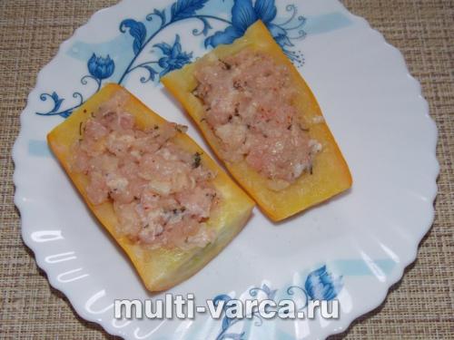 Фаршированные кабачки в мультиварке редмонд. Фаршированные кабачки в мультиварке 21