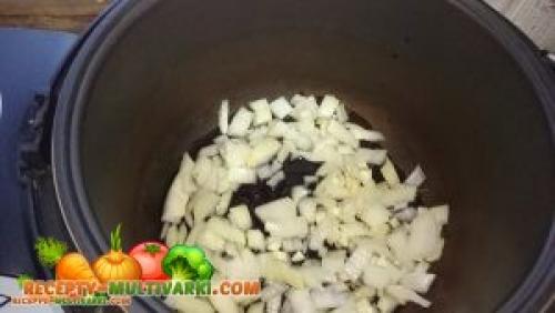 Говядина в мультиварке Редмонд