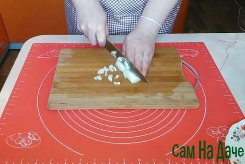 Гуляш из говядины в мультиварке без томатной пасты. Гуляш из говядины с подливкой без томатной пасты и помидоров — пошаговый рецепт