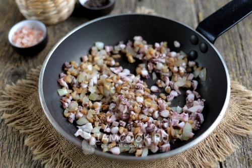 Вкусные и полезные: рецепт поросят из кальмаров фаршированных 20