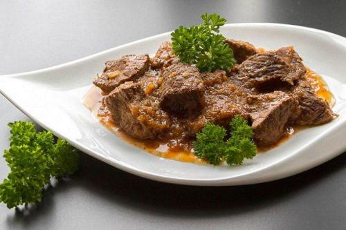 Тушеная говядина с овощами. 20 рецептов мягкой и сочной тушеной говядины