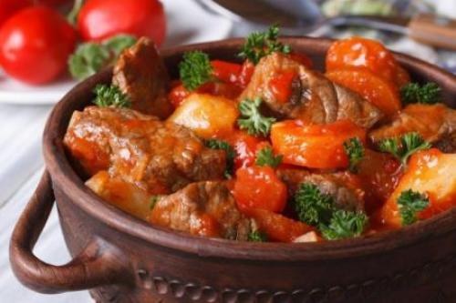 Тушеная говядина с овощами. 20 рецептов мягкой и сочной тушеной говядины