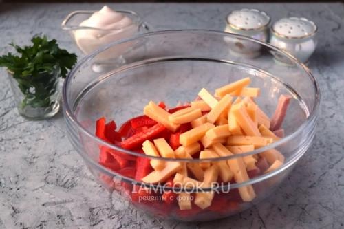 Вкусный и полезный: салат с ветчиной и болгарским перцем 25