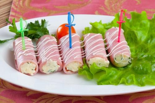 Как правильно нарезать ветчину для салата. 20 рецептов рулетиков из ветчины, от которых гости будут в восторге