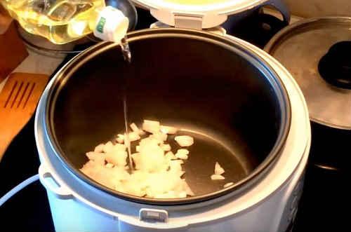 Фаршированный перец в мультиварке.. Болгарский перец, фаршированный в мультиварке — простые и вкусные рецепт