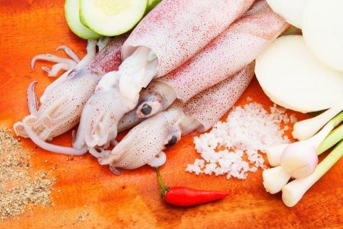 Вкусные рецепты фаршированного кальмара в духовке 01 Вкусные рецепты фаршированного кальмара в духовке 01