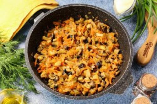 Можно ли приготовить фаршированные Кальмары с грибами в духовке без духовки. Кальмары фаршированные грибами на сковороде