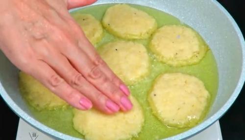 Как хранить картофельные драники с салом и луком. Картофельные драники (колдуны) по-белорусски — 7 пошаговых рецептов