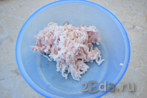 Вкусные и удобные: рецепт дрожжевых драников с картошкой, салом и луком 07 Вкусные и удобные: рецепт дрожжевых драников с картошкой, салом и луком 07