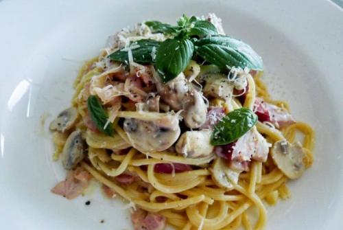 Вкусная паста карбонара. 15 рецептов пасты карбонара, которые стоит приготовить