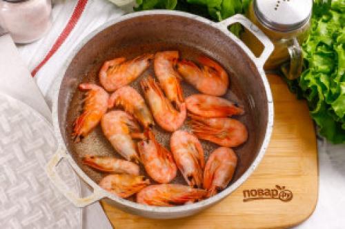 Как правильно подавать жареное рисовое блюдо с креветками. Жареные спринг-роллы с креветками